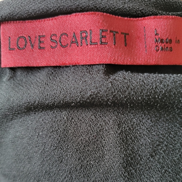 Black Sleeveless Blouse With Jeweled Neckline - Picture 6 of 7